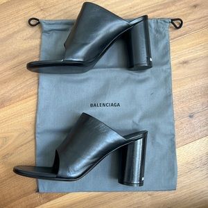 🖤AUTHENTIC BALENCIAGA HEELS🖤